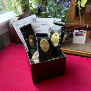 A gift box with three 1-oz bags of tea inside.